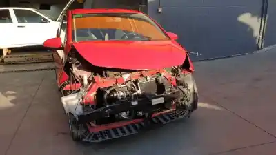 Vehicul casat toyota aygo 1.0 cat al anului 2016 alimentat 1krfe