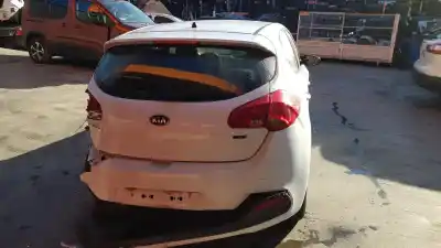 Veículo de Sucata kia pro cee´d (jd) 1.4 crdi 90 do ano 2014 alimentado d4fc