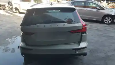 Veículo de Sucata volvo v60 familiar 2.0 diesel cat do ano 2018 alimentado d4204t14