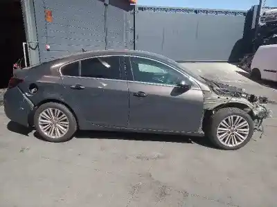 Vehicul casat OPEL INSIGNIA BERLINA Excellence al anului 2015 alimentat A20DTE