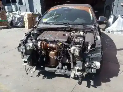 Vehicul casat opel insignia berlina excellence al anului 2015 alimentat a20dte