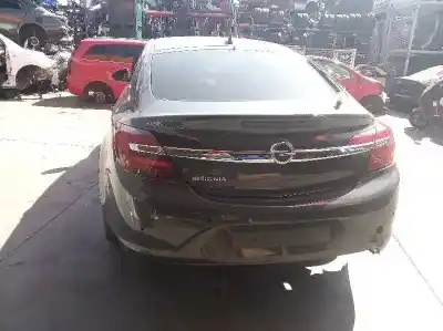 Vehicul casat opel insignia berlina excellence al anului 2015 alimentat a20dte