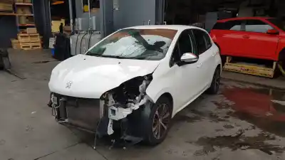 Veículo de Sucata peugeot 208 1 1.6 blue hdi 100ch manual do ano 2016 alimentado bh02