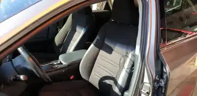 Здавання транспортного засобу lexus nx 2.5 16v cat (híbrido) 155 cv / 114 kw року 2015 потужний 2ar