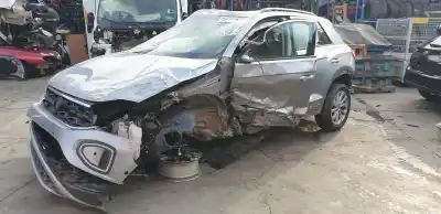 Veículo de Sucata volkswagen t-roc 1.5 16v tsi act do ano 2022 alimentado dxdb