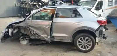 Veículo de Sucata volkswagen t-roc 1.5 16v tsi act do ano 2022 alimentado dxdb