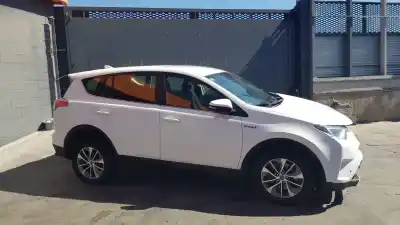 Здавання транспортного засобу TOYOTA RAV 4 Advance Hybrid року 2017 потужний 2AR