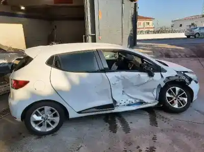 Scrapping Vehicle RENAULT CLIO IV Limited of the year 2017 powered H4BB4