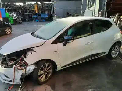 Scrapping Vehicle renault clio iv limited of the year 2017 powered h4bb4