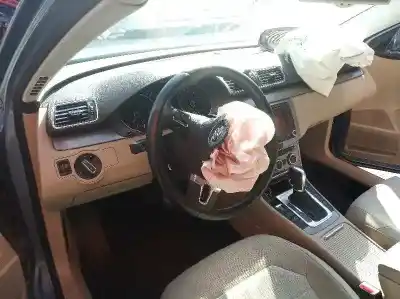 Veículo de Sucata volkswagen passat lim. (362) advance bluemotion do ano 2013 alimentado cayx