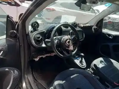 Veículo de Sucata smart fortwo coupe electric drive (453.391) do ano 2017 alimentado 5al60
