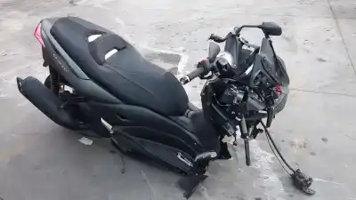 Vehicul casat YAMAHA X-MAX 125 * al anului 2021 alimentat E33FE