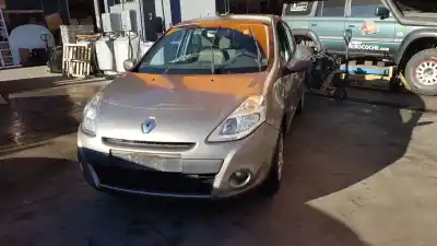 Veículo de Sucata renault clio iii 1.5 dci diesel cat do ano 2009 alimentado k9k766