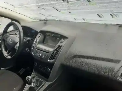 Veicolo di demolizione ford focus lim. trend dell'anno 2016 alimentato xwda