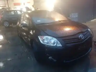 Scrapping Vehicle toyota auris (_e15_) 1.4 d-4d (nde150_) of the year 2011 powered 1nd
