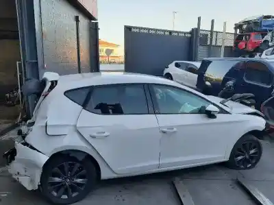 Здавання транспортного засобу SEAT LEON (5F1) Style року 2018 потужний DAC