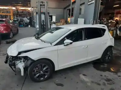 Здавання транспортного засобу seat leon (5f1) style року 2018 потужний dac