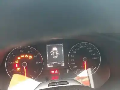 Здавання транспортного засобу seat leon (5f1) style року 2018 потужний dac