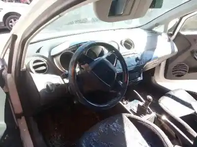 Veículo de Sucata seat ibiza (6j5) 25 aniversario do ano 2009 alimentado bxw