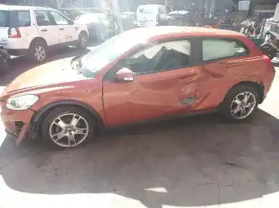 Veículo de Sucata volvo c30 2.0 d momentum do ano 2010 alimentado d4204t