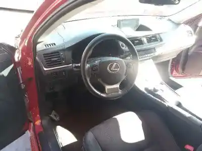 Veicolo di demolizione lexus ct 1.8 16v cat (híbrido) dell'anno 2010 alimentato 