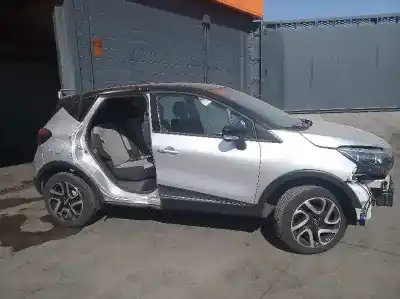 Утилизация автомобиля RENAULT CAPTUR Zen года 2017 питание H4B408