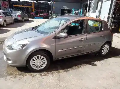 Sloopvoertuig renault clio iii dynamique van het jaar 2012 aangedreven k9k
