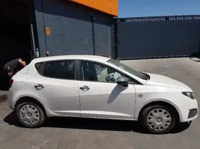 Veículo de Sucata SEAT IBIZA (6J5) Reference do ano 2010 alimentado CGPA