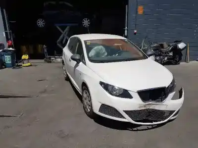 Veículo de Sucata seat ibiza (6j5) reference do ano 2010 alimentado cgpa