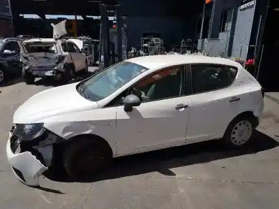 Veículo de Sucata seat ibiza (6j5) reference do ano 2010 alimentado cgpa