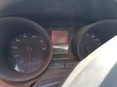 Veículo de Sucata seat ibiza (6j5) reference do ano 2010 alimentado cgpa