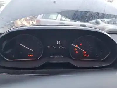 Veículo de Sucata peugeot 208 style do ano 2016 alimentado hm01