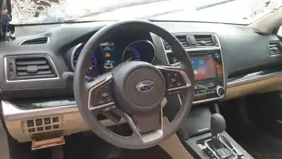 Véhicule à la ferraille subaru outback (b15) 2.5 cat 175 cv / 129 kw de l'année 2020 alimenté fb25