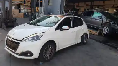 Veículo de Sucata peugeot 208 1 1.6 blue hdi 100ch manual do ano 2016 alimentado bh02