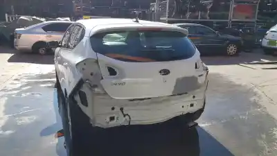 Scrapping Vehicle kia cee´d (jd) 1.6 crdi 128 of the year 2015 powered d4fb