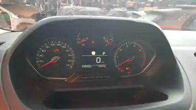 Veículo de Sucata peugeot rifter 1.5 bluehdi 130 do ano 2020 alimentado yh01