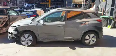 Vehicul casat hyundai kona el al anului 2019 alimentat em16