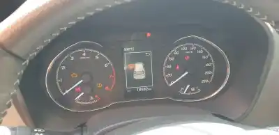 Veículo de Sucata toyota yaris 1.5 16v cat do ano 2020 alimentado 2nr