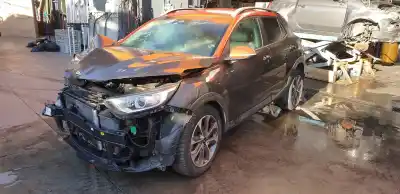 Veículo de Sucata kia stonic (ybcuv) 1.6 crdi cat 116 cv / 85 kw do ano 2019 alimentado d4fe