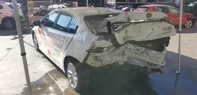 Veículo de Sucata toyota corolla (e21) sedan 1.8 16v hybrid do ano 2022 alimentado 2zr