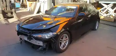 Veicolo di demolizione ALFA ROMEO                                         GIULIA (952)                                                                                                                                                                                                                                               2.2 JTDM CAT                                                                                                                                                                                                                                               dell'anno 2018 alimentato 55268532