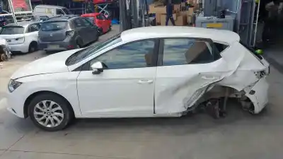 Здавання транспортного засобу seat leon (5f1) 1.6 tdi року 2015 потужний clh