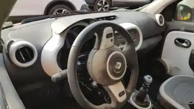 Scrapping Vehicle renault twingo iii 0.9 energy of the year 2018 powered h4b401