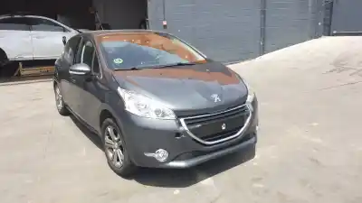 Здавання транспортного засобу peugeot 208 ii (ub_, up_, uw_, uj_) 1.6 hdi 90 (ub9hpa) року 2015 потужний 9h06