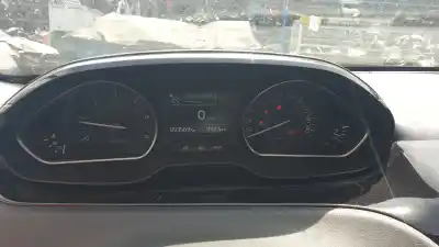 Здавання транспортного засобу peugeot 208 ii (ub_, up_, uw_, uj_) 1.6 hdi 90 (ub9hpa) року 2015 потужний 9h06