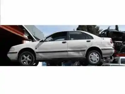 Veículo de Sucata volvo s40 berlina 1.9 turbodiesel do ano 1997 alimentado d4192t