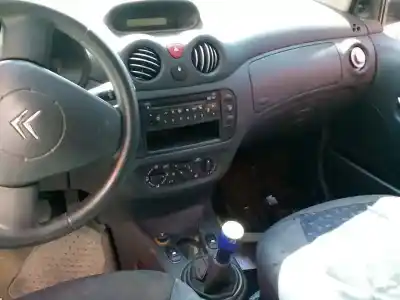 Veículo de Sucata citroen c2 furio do ano 2004 alimentado kfv(tu3jp)