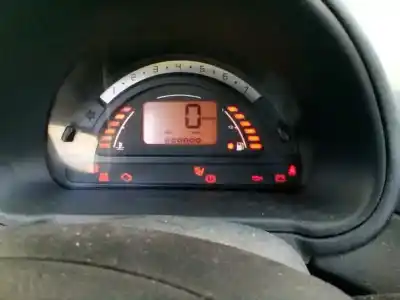 Veículo de Sucata citroen c2 furio do ano 2004 alimentado kfv(tu3jp)