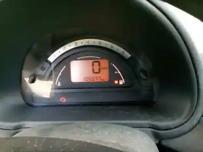 Veículo de Sucata citroen c2 furio do ano 2004 alimentado kfv(tu3jp)