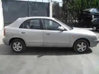 Vehicul casat DAEWOO NUBIRA BERLINA Classic SE al anului 2002 alimentat A16DMS